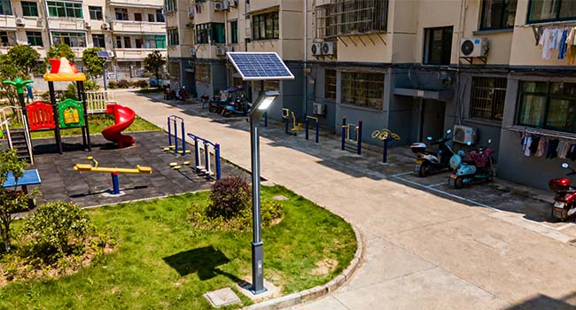 solar street lights